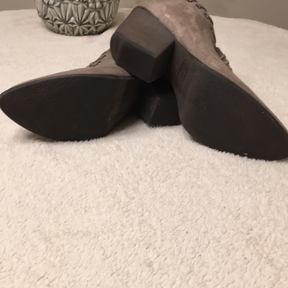 Booties - Picture 3 of 4